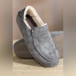 OluKai Gray Women's Slippers